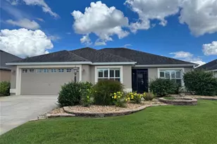 2895 Apache Ct, The Villages, FL 32163 - Photo 1