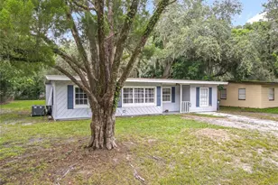 131 E 3rd Ct, Chuluota, FL 32766 - Photo 1