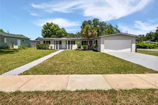 2607 Castle Oak Ave, Orlando, FL 32808 - Photo 1