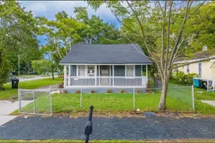 1405 S Westmoreland Dr, Orlando, FL 32805 - Photo 1