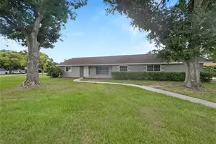 1215 Merlyn St, Lakeland, FL 33813 - Photo 1