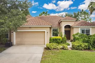 4060 Oak Tree Dr, Davenport, FL 33837 - Photo 1