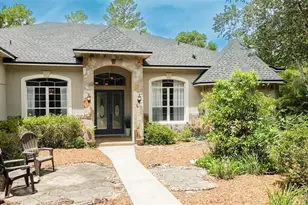 700 Valley Stream Dr, Geneva, FL 32732 - Photo 1