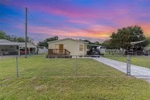 9260 SE 141st Ln, Summerfield, FL 34491 - Photo 1