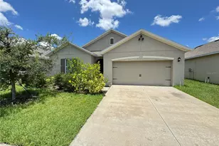 2323 Silverview Dr, Lakeland, FL 33811 - Photo 1