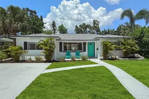 707 63rd Ave S, Saint Petersburg, FL 33705 - Photo 1