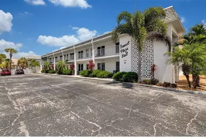 680 71st Avenue #9, Saint Pete Beach, FL 33706 - Photo 1