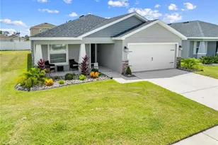 6944 Abbywood Ln, Zephyrhills, FL 33541 - Photo 1