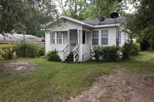 1250 W 27th St, Jacksonville, FL 32209 - Photo 1