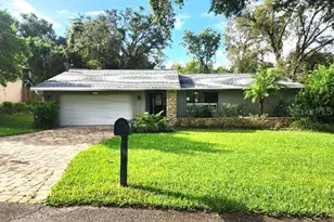 546 Alpine St, Altamonte Springs, FL 32701 - Photo 1
