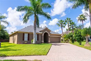 5144 Legacy Oaks Dr, Orlando, FL 32839 - Photo 1