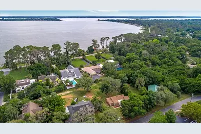 2286 Crescent Drive, Mount Dora, FL 32757 - Photo 1