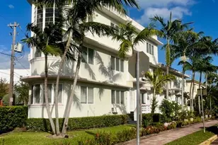 841 W 40th St, Miami Beach, FL 33140 - Photo 1