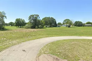 7416 Spring Ct, Sebring, FL 33876 - Photo 1