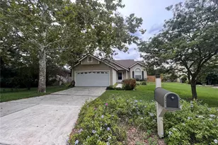 1049 Windsong Cir, Apopka, FL 32703 - Photo 1