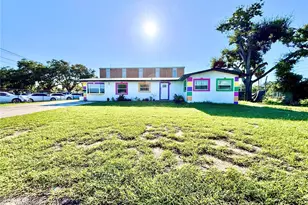 27 S 5th St, Haines City, FL 33844 - Photo 1