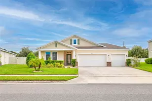 413 Halter Dr, Apopka, FL 32712 - Photo 1