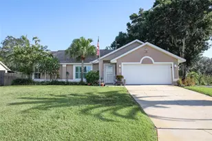 424 Meadow Green Dr, Davenport, FL 33837 - Photo 1