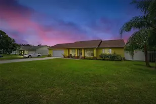 49 Lake Jackson Dr, Mascotte, FL 34753 - Photo 1