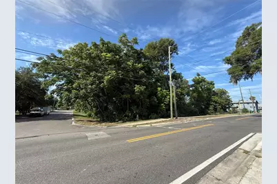 412 W Beresford Avenue, Deland, FL 32720 - Photo 1