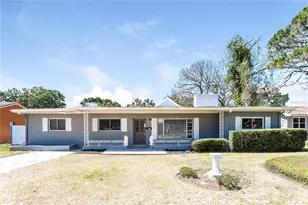 2124 Almeria Way S, Saint Petersburg, FL 33712 - Photo 1