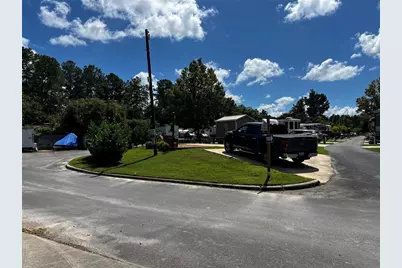 2953 NE 104th Avenue, Silver Springs, FL 34488 - Photo 1
