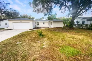 7812 N 53rd St, Tampa, FL 33617 - Photo 1