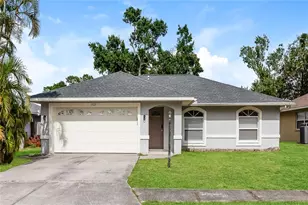 7527 42nd Ct E, Sarasota, FL 34243 - Photo 1