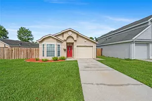 1070 McKinnon Ave, Oviedo, FL 32765 - Photo 1
