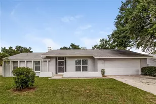 822 Black Knight Dr, Valrico, FL 33594 - Photo 1