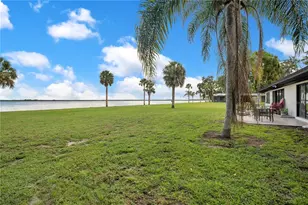 90 Crescent Blvd, Sanford, FL 32771 - Photo 1