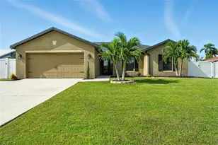 531 Mohawk, Cape Coral, FL 33914 - Photo 1