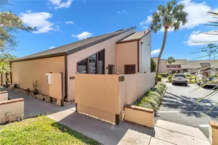 2447 NE 7th St, Ocala, FL 34470 - Photo 1