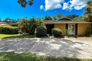 858 Errol Pkwy, Apopka, FL 32712 - Photo 1