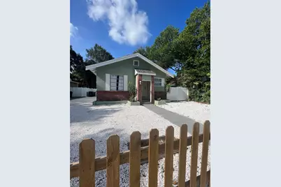 905 Jones Street, Clearwater, FL 33755 - Photo 1