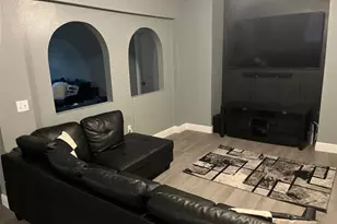 868 Vanderbilt Dr, Eustis, FL 32726 - Photo 1