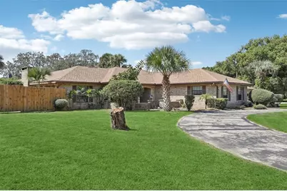 9910 Canterbury Drive, Leesburg, FL 34788 - Photo 1