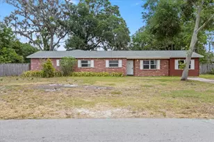 408 Eunice Dr, Plant City, FL 33563 - Photo 1