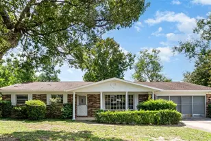 1395 Indian Rock Ct, Deltona, FL 32725 - Photo 1