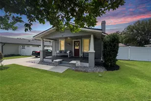 18 W Vining St, Winter Garden, FL 34787 - Photo 1