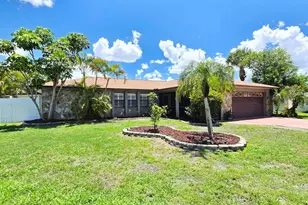 1302 Georgetowne Cir, Sarasota, FL 34232 - Photo 1