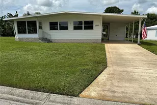 2020 E Lake Dr, Zellwood, FL 32798 - Photo 1