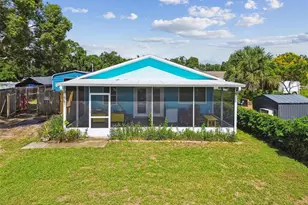 87 Lone Star St, Umatilla, FL 32784 - Photo 1