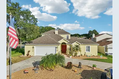 828 Palm Harbor Court, Leesburg, FL 34748 - Photo 1