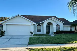2629 Balmoral Ct, Kissimmee, FL 34744 - Photo 1