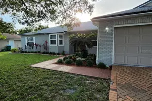 542 Blackstone Ave, Deltona, FL 32725 - Photo 1