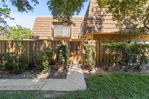 5304 Bamboo Ct, Orlando, FL 32811 - Photo 1