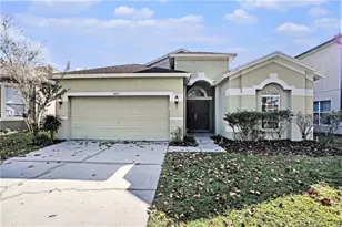 6822 Runner Oak Dr, Wesley Chapel, FL 33545 - Photo 1