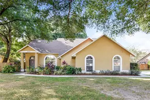 2219 Glen Mist Dr, Valrico, FL 33594 - Photo 1