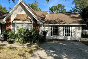 951 N Lake Pleasant Rd, Apopka, FL 32712 - Photo 1